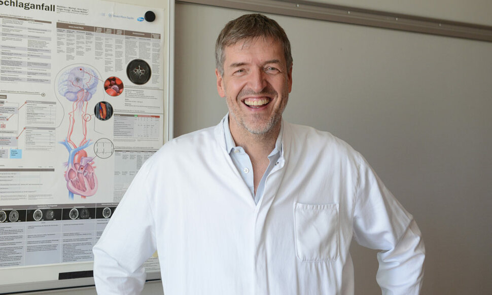 Prof. Dr. Roman Huber leitet seit 2011 die Klinik für Neurologie im Klinikum Friedrichshafen. 