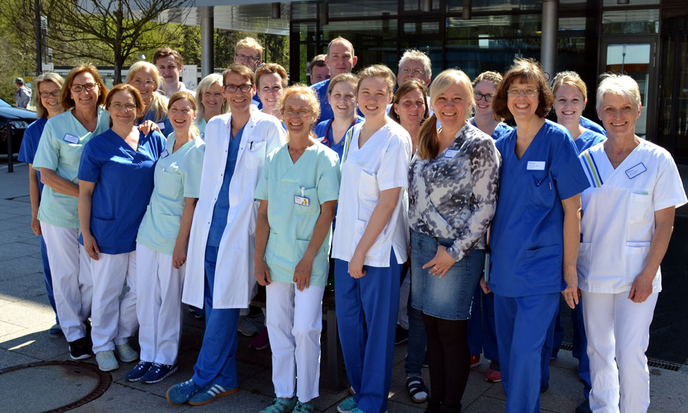 Das multiprofessionelle Team der Klinik für Kinder und Jugendliche des Klinikums freut sich über die erneute Auszeichnung.