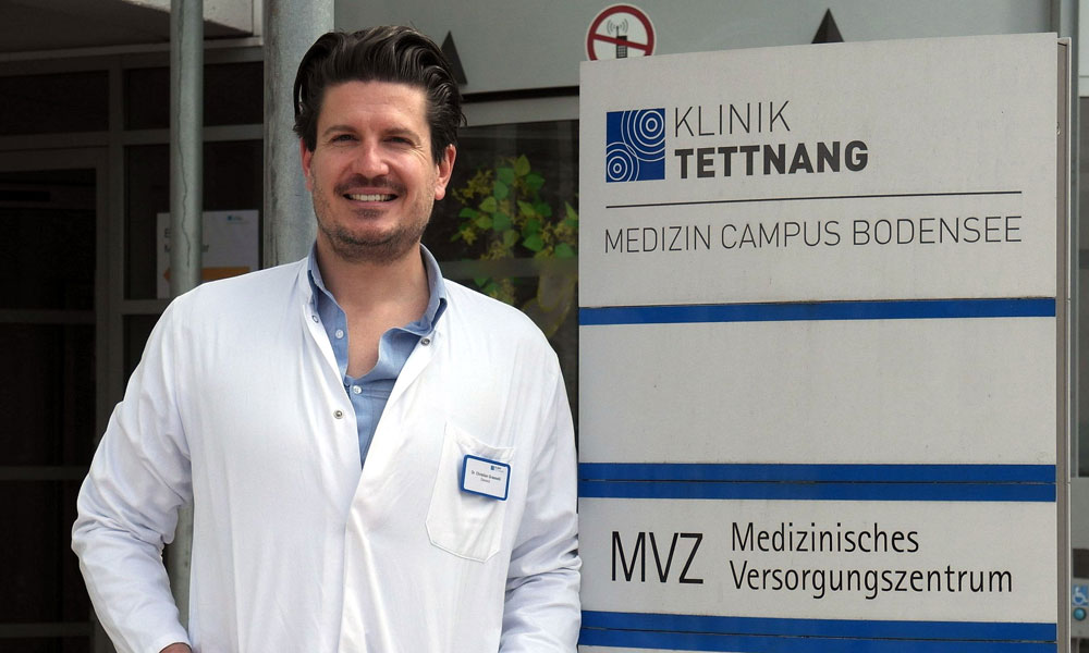 Neuer Chefarzt in der Klinik für Unfallchirurgie, orthopädische Chirurgie und Endoprothetik der Klinik Tettnang: Dr. Christian Grasselli hat seine neue Stelle am 1. Mai angetreten. Bild: MCB